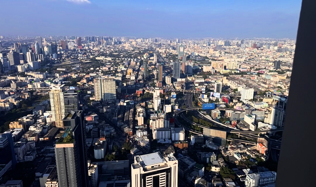 20260114_bangkok-baiyoke-frühstück-Balcony